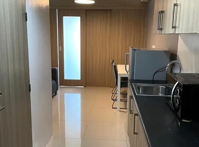 Shore Residences Aparthotel