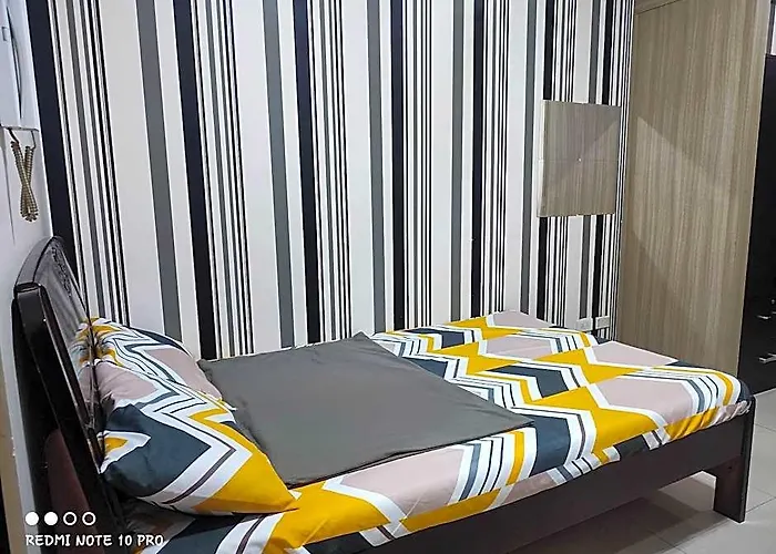 アパートホテル Shore Residences 4*